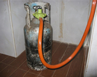 Gas