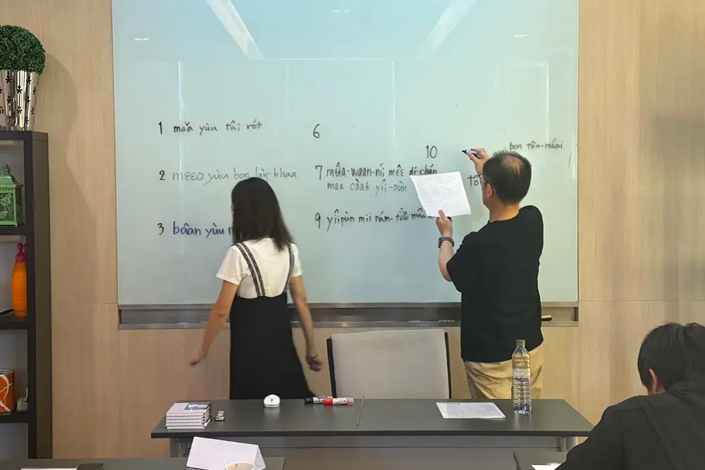 【石川商事主催】 山田均先生「タイ語入門講座」 8月29日(土)〜30日(日) 4 img 5092