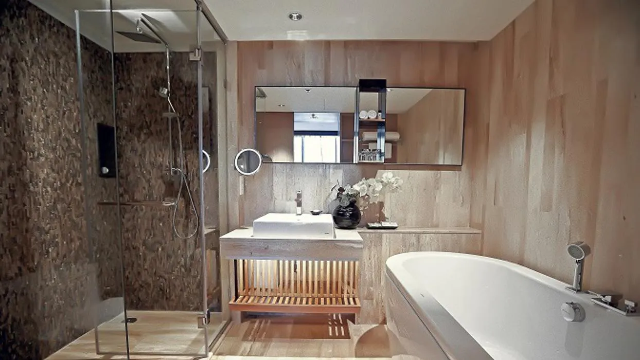 Arcadia Suites Bangkok - Bathroom